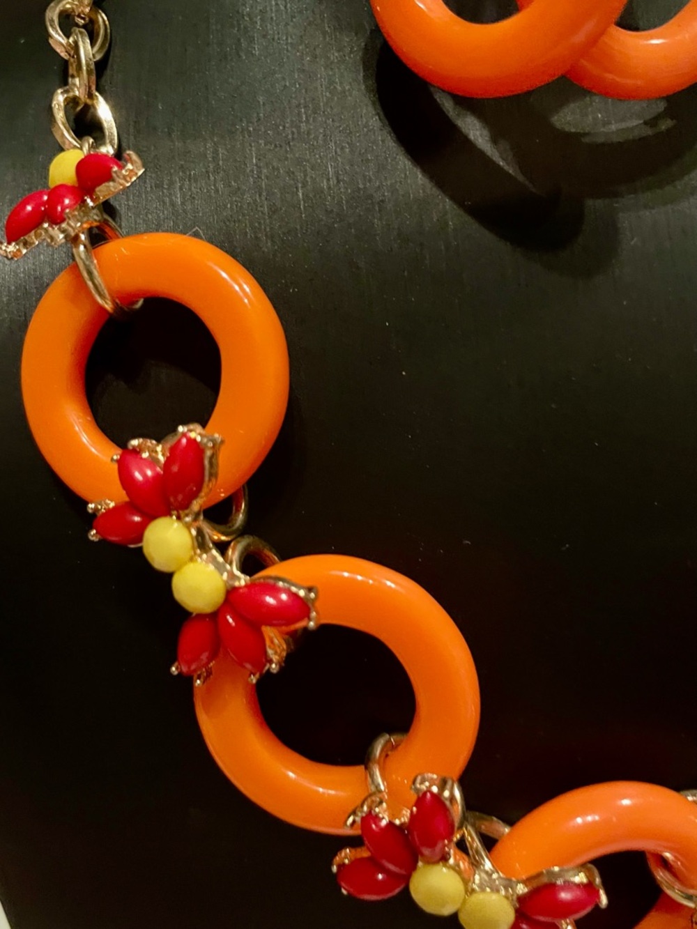 Bold Orange Resin Circle Necklace & Earring Set - Picture 3 of 6